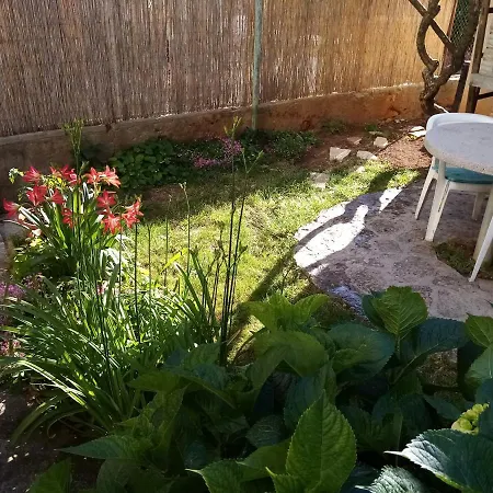 Maja Apartman *