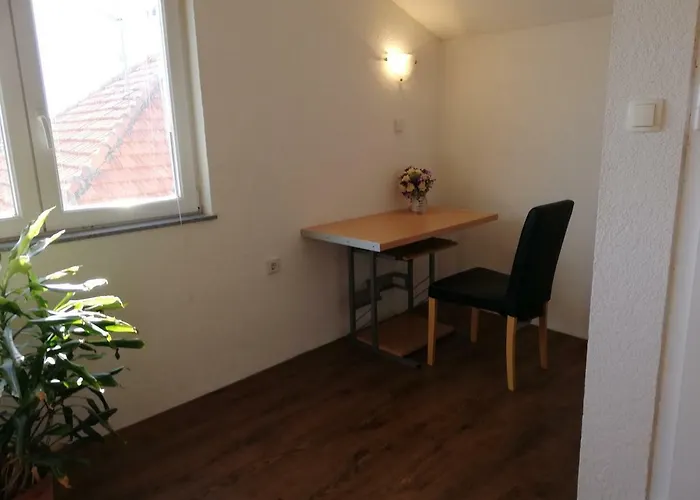 Maja アパート ザダル